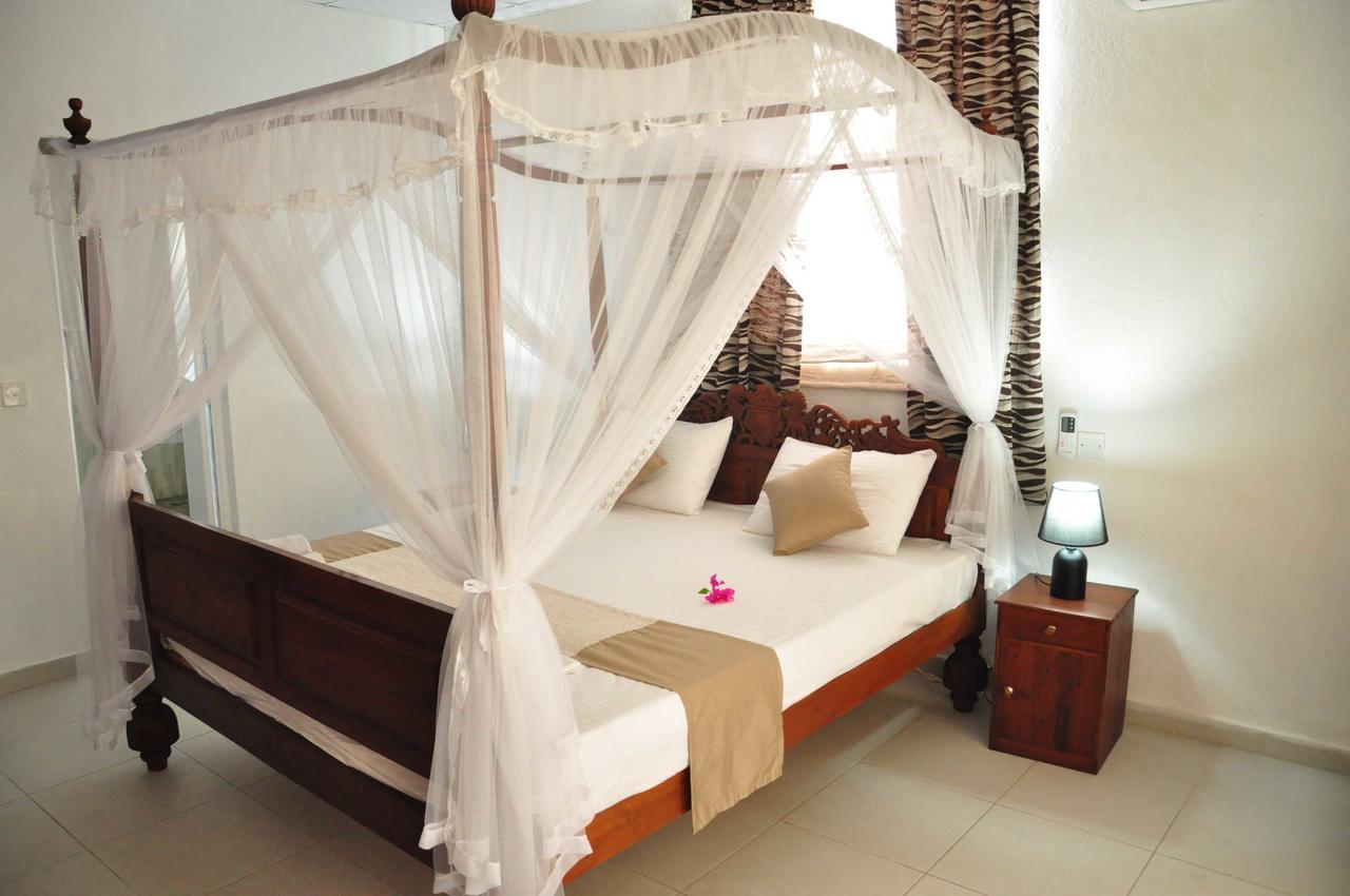 El Corazon De Hikkaduwa Bed and Breakfast Buitenkant foto