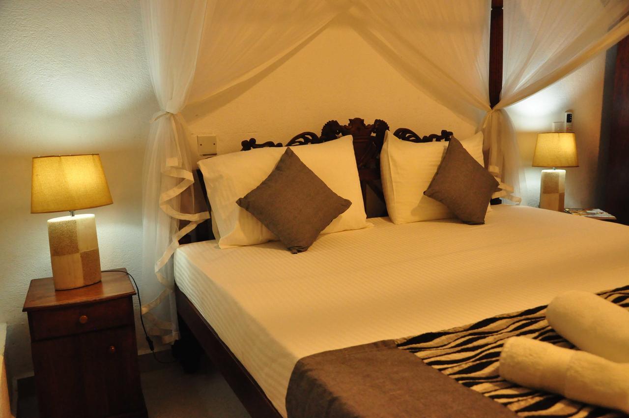 El Corazon De Hikkaduwa Bed and Breakfast Buitenkant foto
