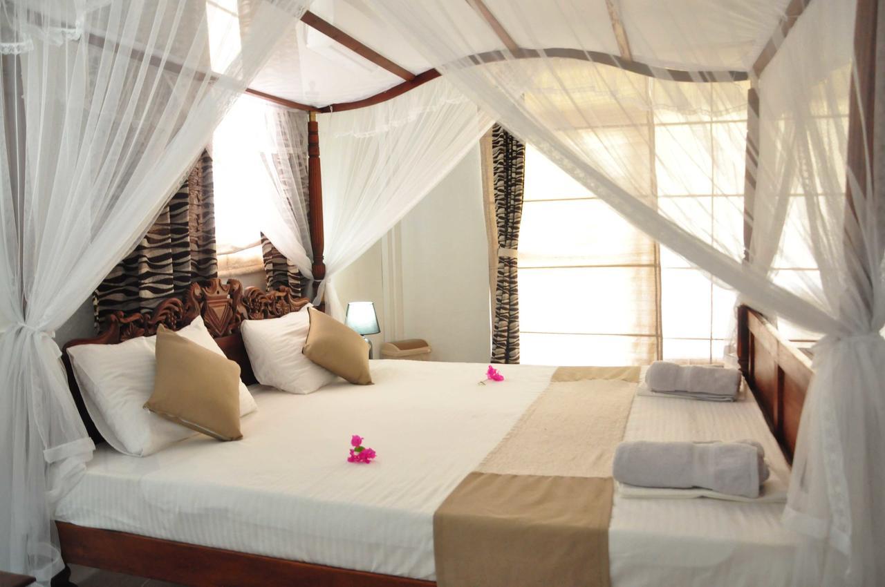 El Corazon De Hikkaduwa Bed and Breakfast Buitenkant foto