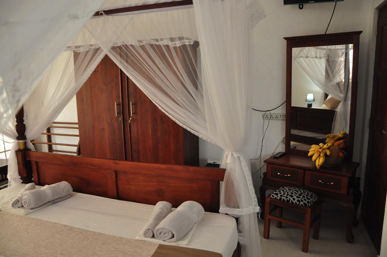 El Corazon De Hikkaduwa Bed and Breakfast Buitenkant foto