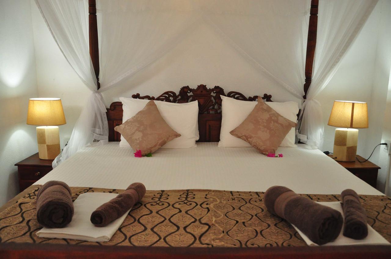 El Corazon De Hikkaduwa Bed and Breakfast Buitenkant foto